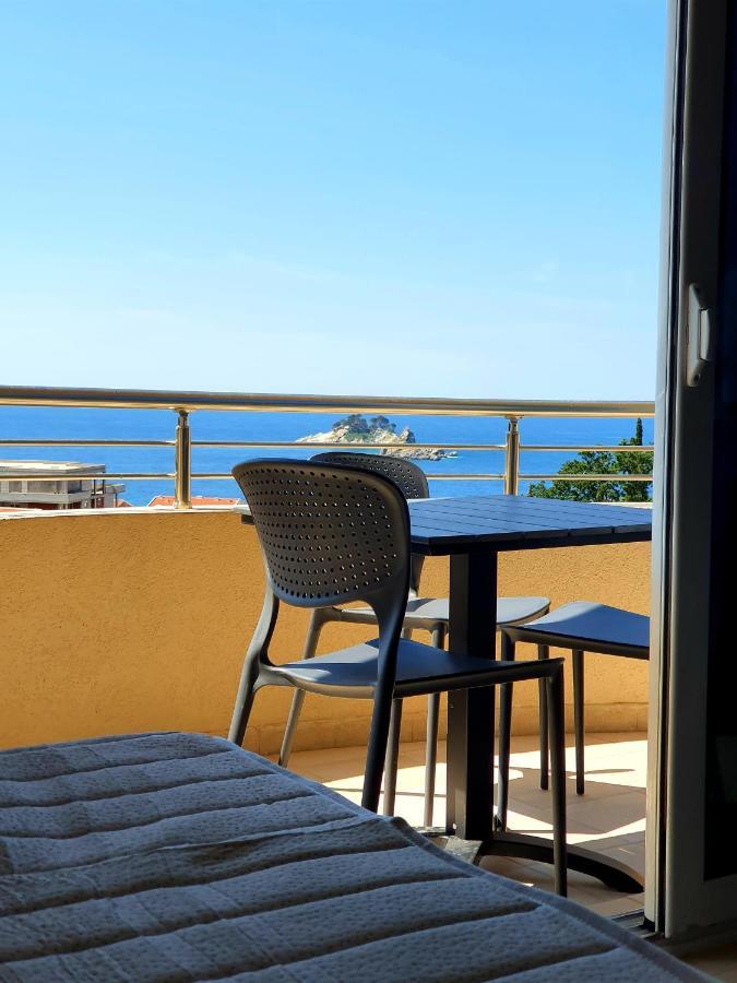 Anja & Ogo Apartments Sea View & Pool Petrovac Exterior photo